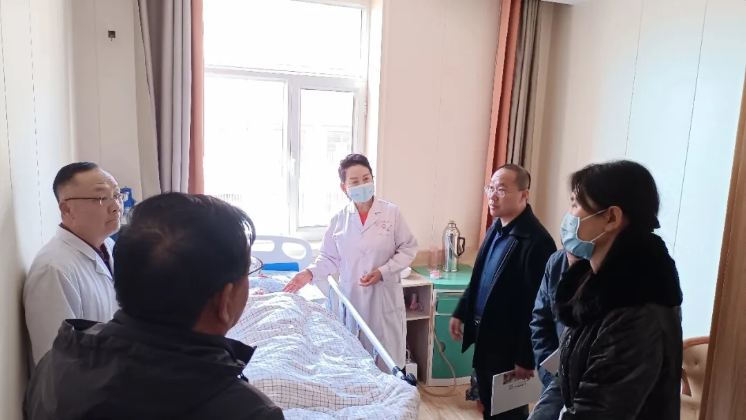 巴彦淖尔市第二医院领导来内蒙古仁玺医养集团参观考察(图8)
