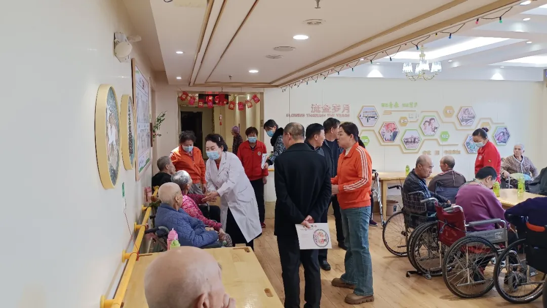 巴彦淖尔市第二医院领导来内蒙古仁玺医养集团参观考察(图12)